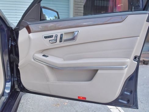 Used 2014 Mercedes-Benz E 350 Sedan w/ Premium 1 Package image 38