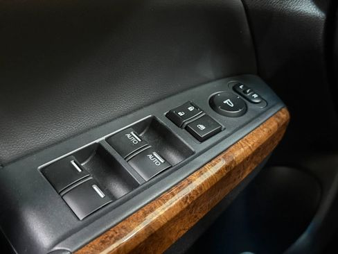 Used 2011 Honda Accord EX-L image 25
