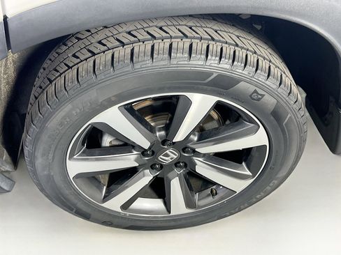 Used 2023 Honda Pilot Touring image 33