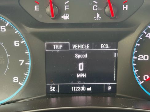 Used 2018 Chevrolet Equinox LT AWD/4WD image 11