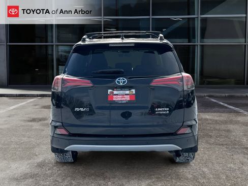 Used 2016 Toyota RAV4 Limited image 11