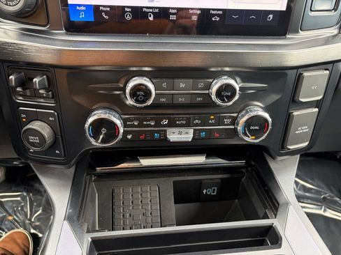 Certified 2024 Ford F250 Lariat w/ Lariat Ultimate Package AWD/4WD image 41