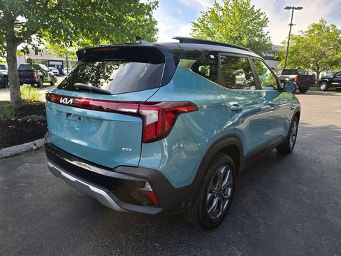 Used 2024 Kia Seltos S AWD/4WD image 7