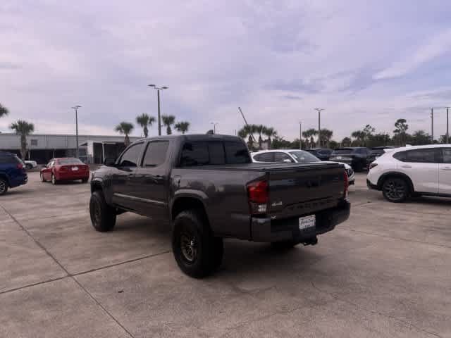 Used 2022 Toyota Tacoma SR AWD/4WD image 12
