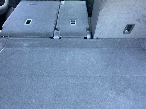 New 2025 Audi RS Q8 performance image 14