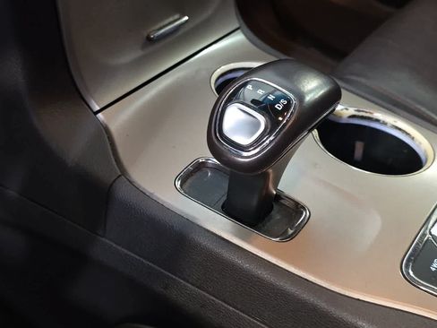 Used 2015 Jeep Grand Cherokee Summit AWD/4WD image 26