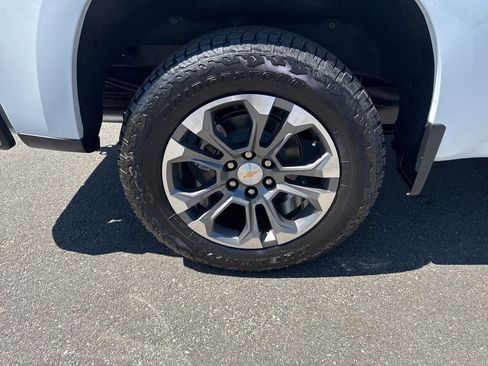New 2026 Chevrolet Silverado 1500 High Country AWD/4WD image 35