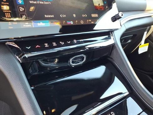 New 2026 Jeep Grand Cherokee L 4WD image 21