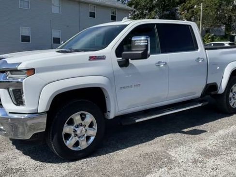 Used 2021 Chevrolet Silverado 2500 LTZ w/ LTZ Premium Package image 4