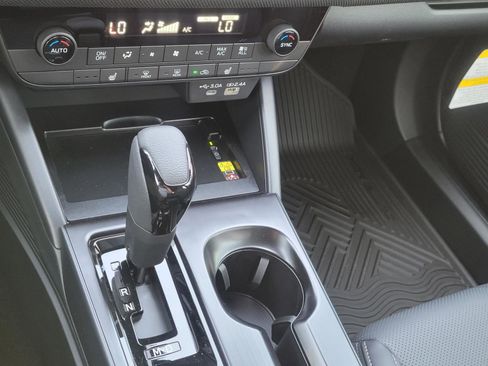 New 2026 Subaru Outback Limited AWD/4WD image 13