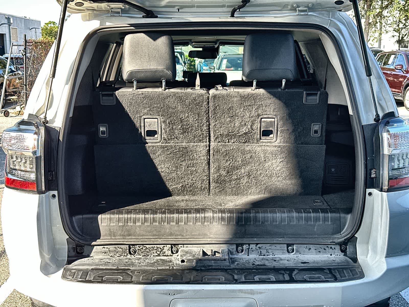 Used 2021 Toyota 4Runner SR5 Premium w/ Moonroof Package AWD/4WD image 16