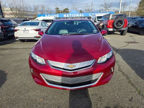 Used 2019 Chevrolet Volt Premier w/ Driver Confidence II Package image 2
