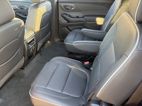 Used 2023 Chevrolet Traverse Premier w/ Redline Edition FWD image 32