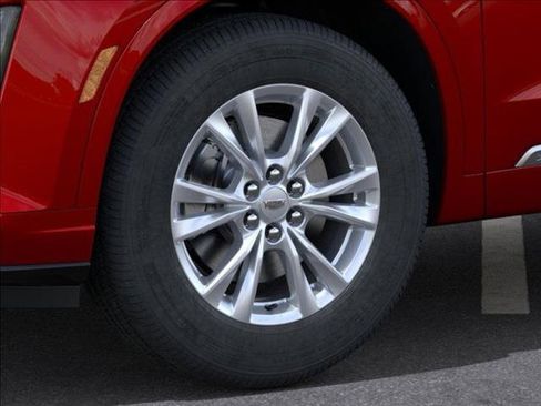 New 2025 Cadillac XT6 Luxury image 9