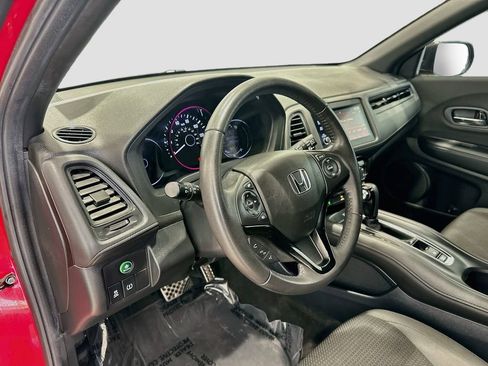 Used 2022 Honda HR-V Sport image 9