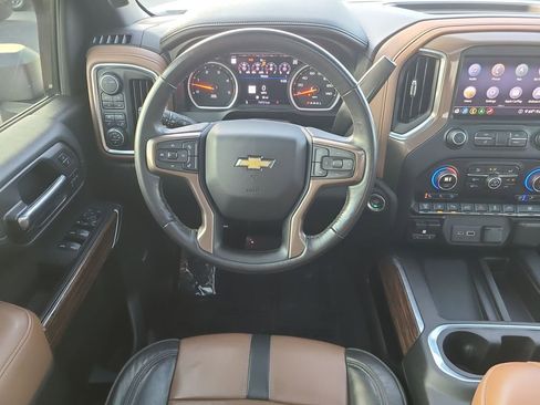 Used 2020 Chevrolet Silverado 2500 High Country image 27