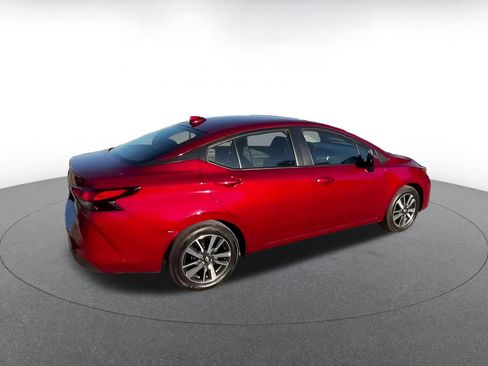 Used 2025 Nissan Versa SV image 14