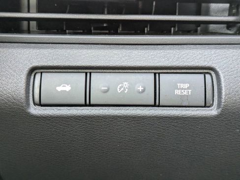 Used 2025 Nissan Altima 2.5 SV image 24