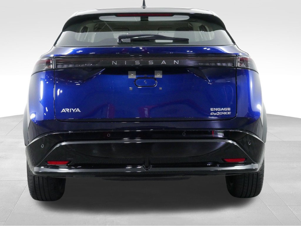Used 2024 Nissan Ariya AWD image 9