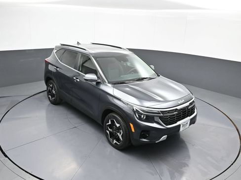 Certified 2024 Kia Seltos EX AWD/4WD image 36