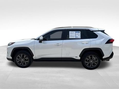 Used 2024 Toyota RAV4 XLE Premium w/ Weather Package AWD/4WD image 4