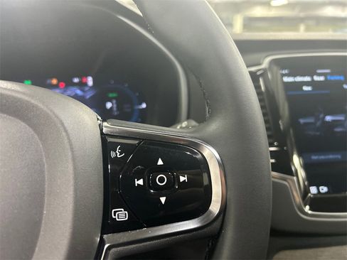 Certified 2024 Volvo XC90 T8 Ultimate w/ Protection Package Premier image 13