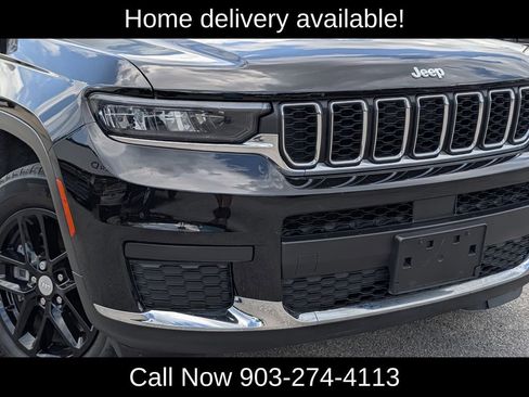 Used 2024 Jeep Grand Cherokee L Laredo RWD image 11