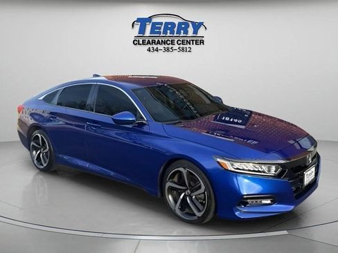 Used 2020 Honda Accord Sport image 2