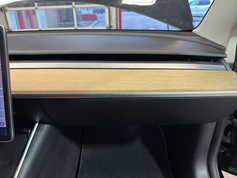 Used 2019 Tesla Model 3 Long Range RWD image 21