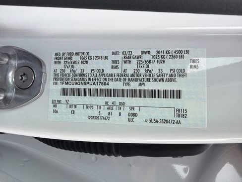 Used 2023 Ford Escape Active w/ Tech Pack #1 AWD/4WD image 32