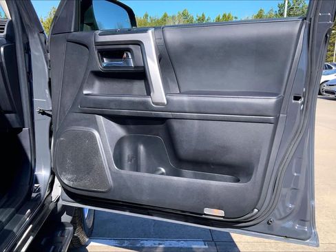 Used 2024 Toyota 4Runner SR5 Premium image 22