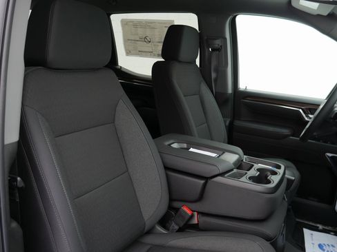 New 2026 Chevrolet Silverado 1500 LT image 22