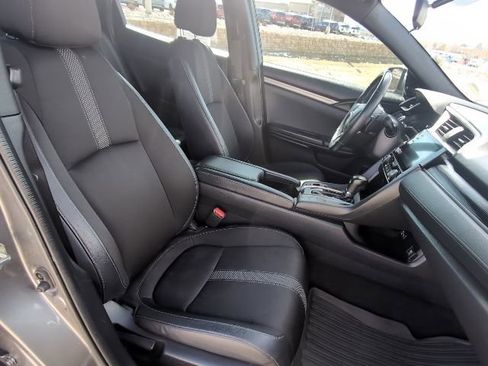 Used 2021 Honda Civic Sport image 32