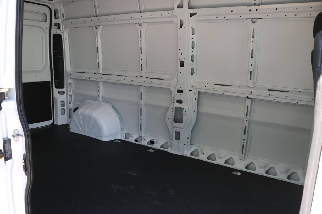 New 2026 RAM ProMaster 2500 w/ Convenience Group FWD image 18