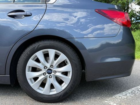 Used 2017 Subaru Legacy 2.5i Premium AWD/4WD image 9