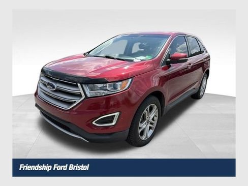 Used 2017 Ford Edge Titanium w/ Technology Package FWD image 1