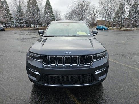 Used 2022 Jeep Grand Cherokee Limited 4xe w/ Luxury Tech Group II image 9