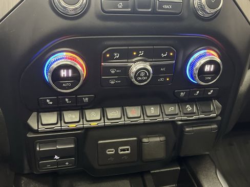 Certified 2021 GMC Sierra 1500 Denali image 24