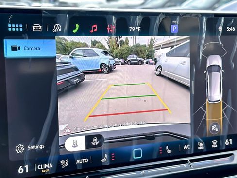 New 2026 Volkswagen Tiguan SE R-Line image 18