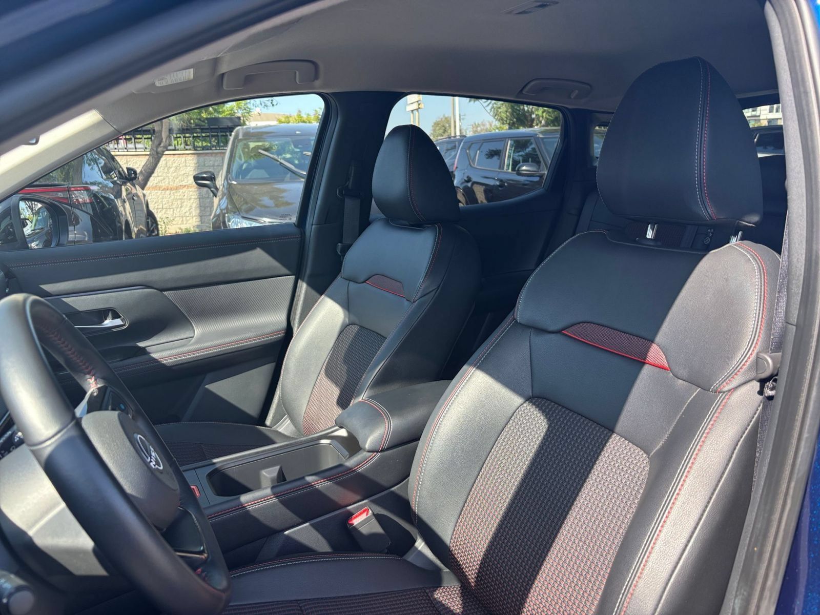 Used 2026 Nissan Kicks SR FWD image 36