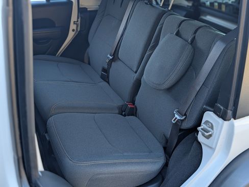 Used 2025 Jeep Wrangler Willys image 17