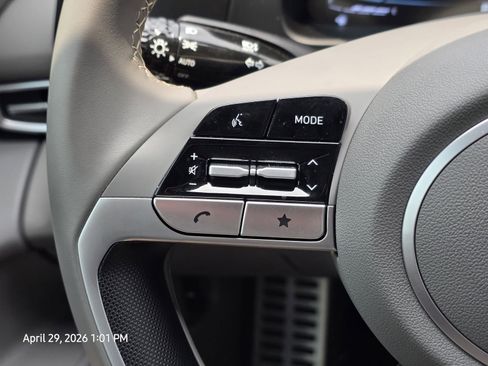 Certified 2025 Hyundai Elantra Sport FWD image 26
