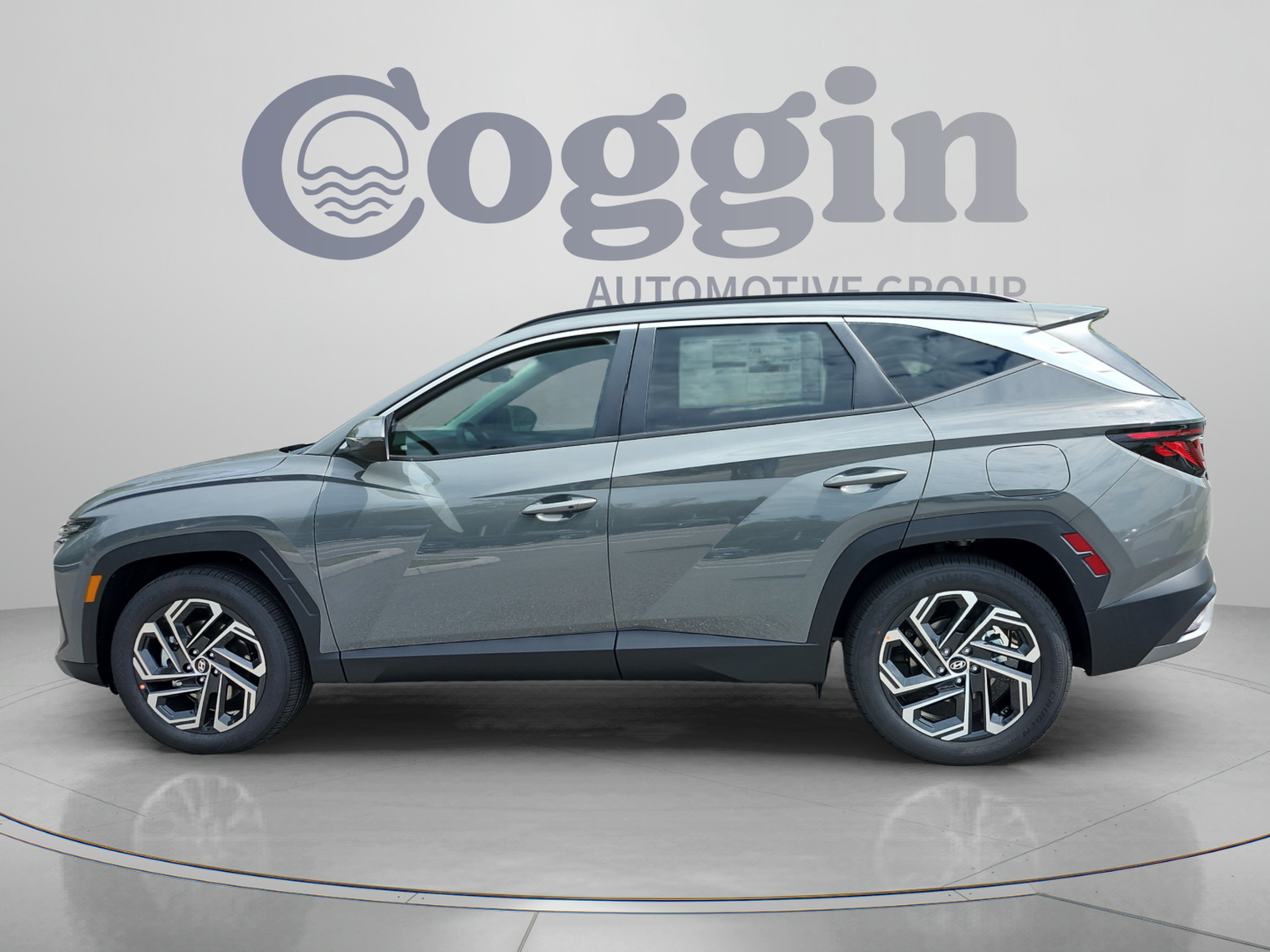 New 2026 Hyundai Tucson SEL Plus FWD image 2
