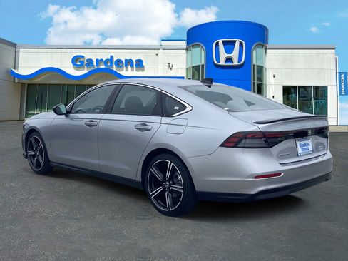 Certified 2025 Honda Accord Sport image 4