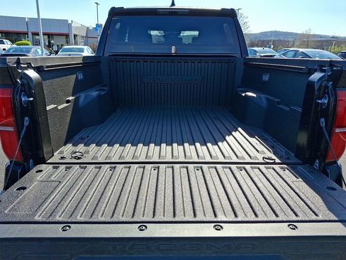New 2026 Toyota Tacoma SR5 AWD/4WD image 19