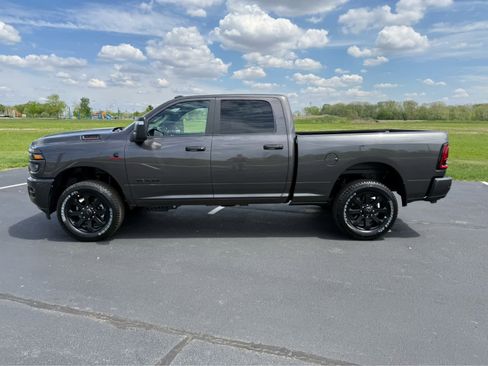 New 2025 RAM 3500 Big Horn image 4