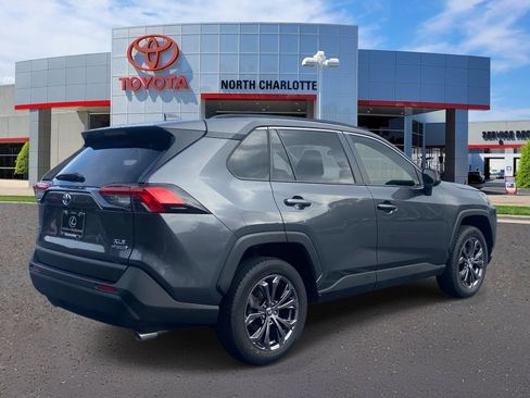Used 2023 Toyota RAV4 XLE Premium AWD/4WD image 6