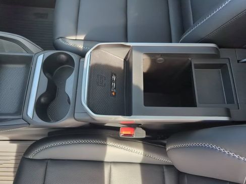 New 2026 GMC Terrain Denali w/ LPO, Black Badging Package AWD/4WD image 27