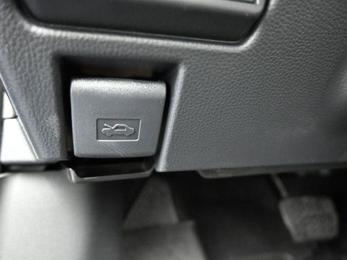 New 2026 Toyota Prius XLE image 21