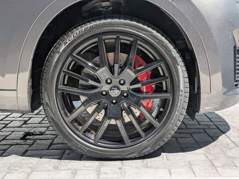 Used 2024 Maserati Levante Modena Ultima AWD/4WD image 12